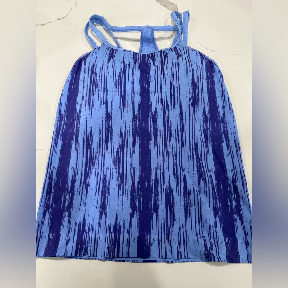 Athleta Tank Top Sz M‎ built in bra workout